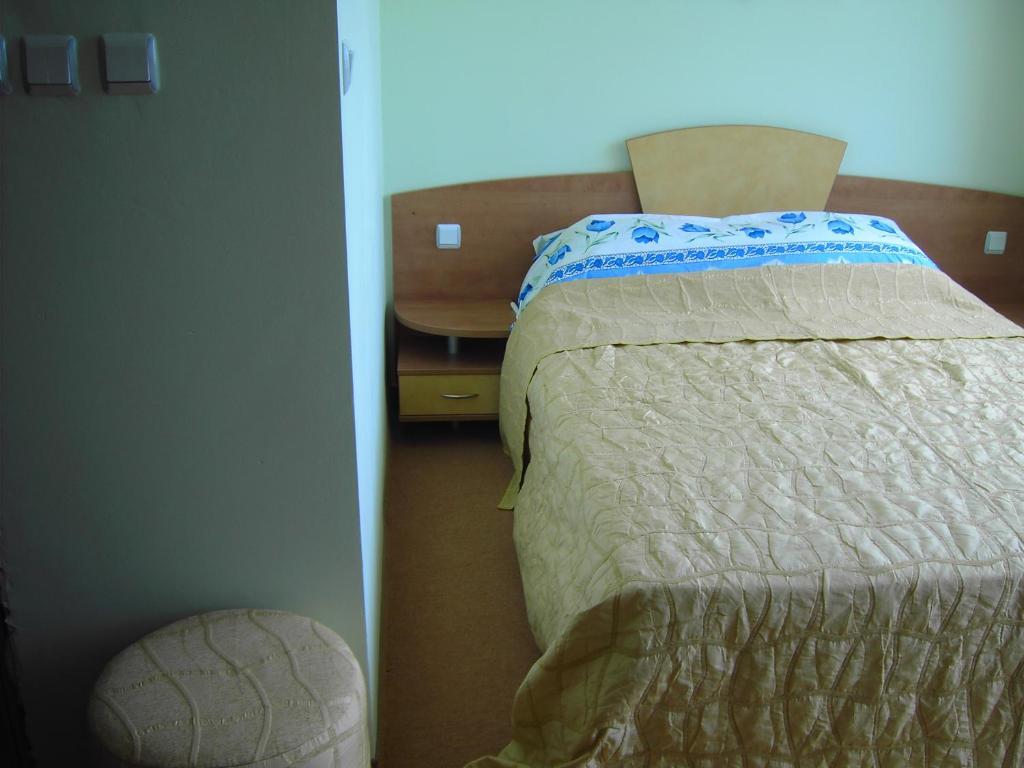 Fresh Family Hotel Ράβντα Δωμάτιο φωτογραφία