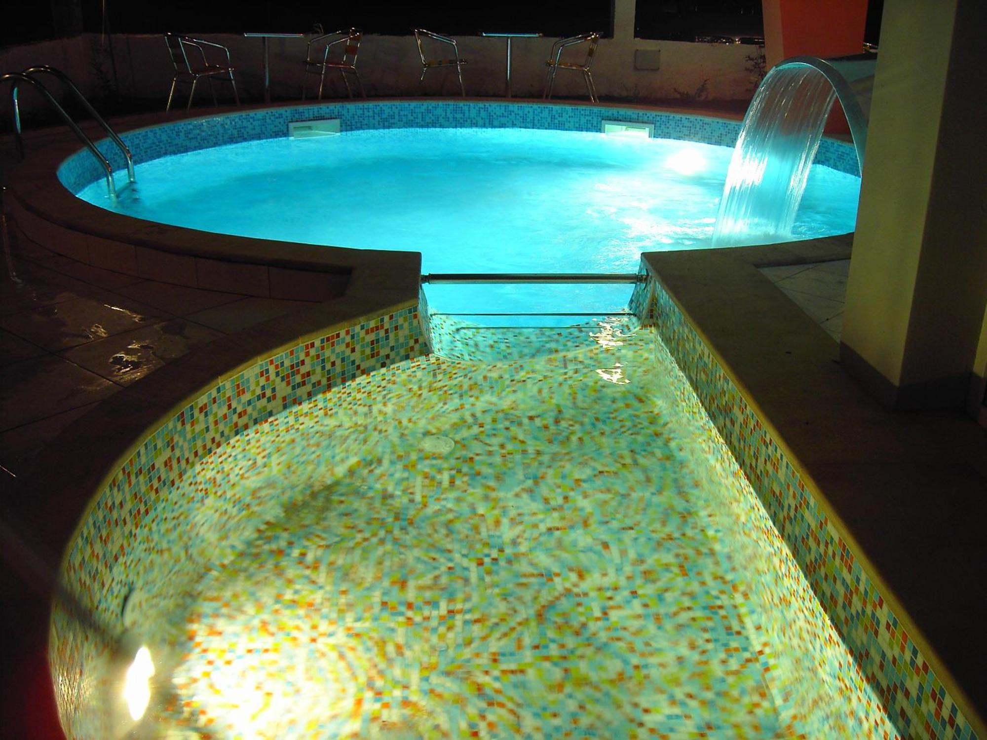 Fresh Family Hotel Ράβντα Εξωτερικό φωτογραφία