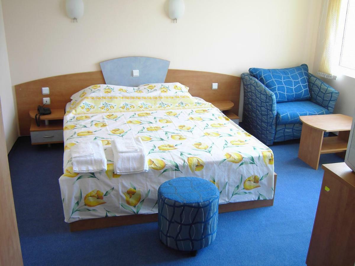 Fresh Family Hotel Ράβντα Εξωτερικό φωτογραφία