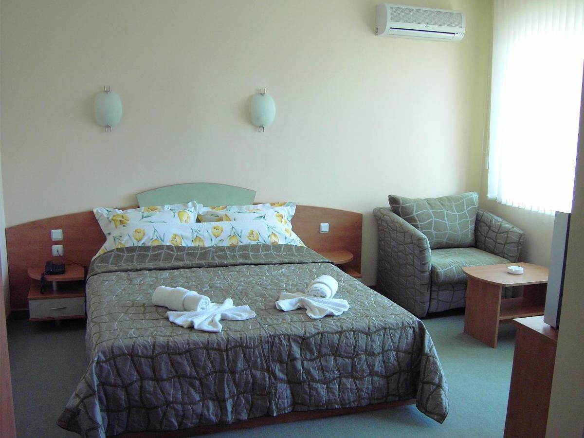 Fresh Family Hotel Ράβντα Εξωτερικό φωτογραφία